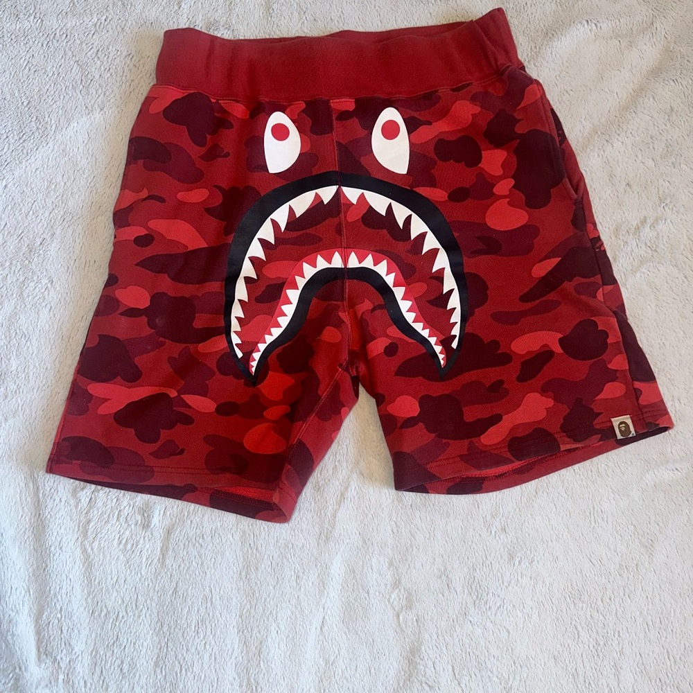 BAPE Camo red shark shorts size M